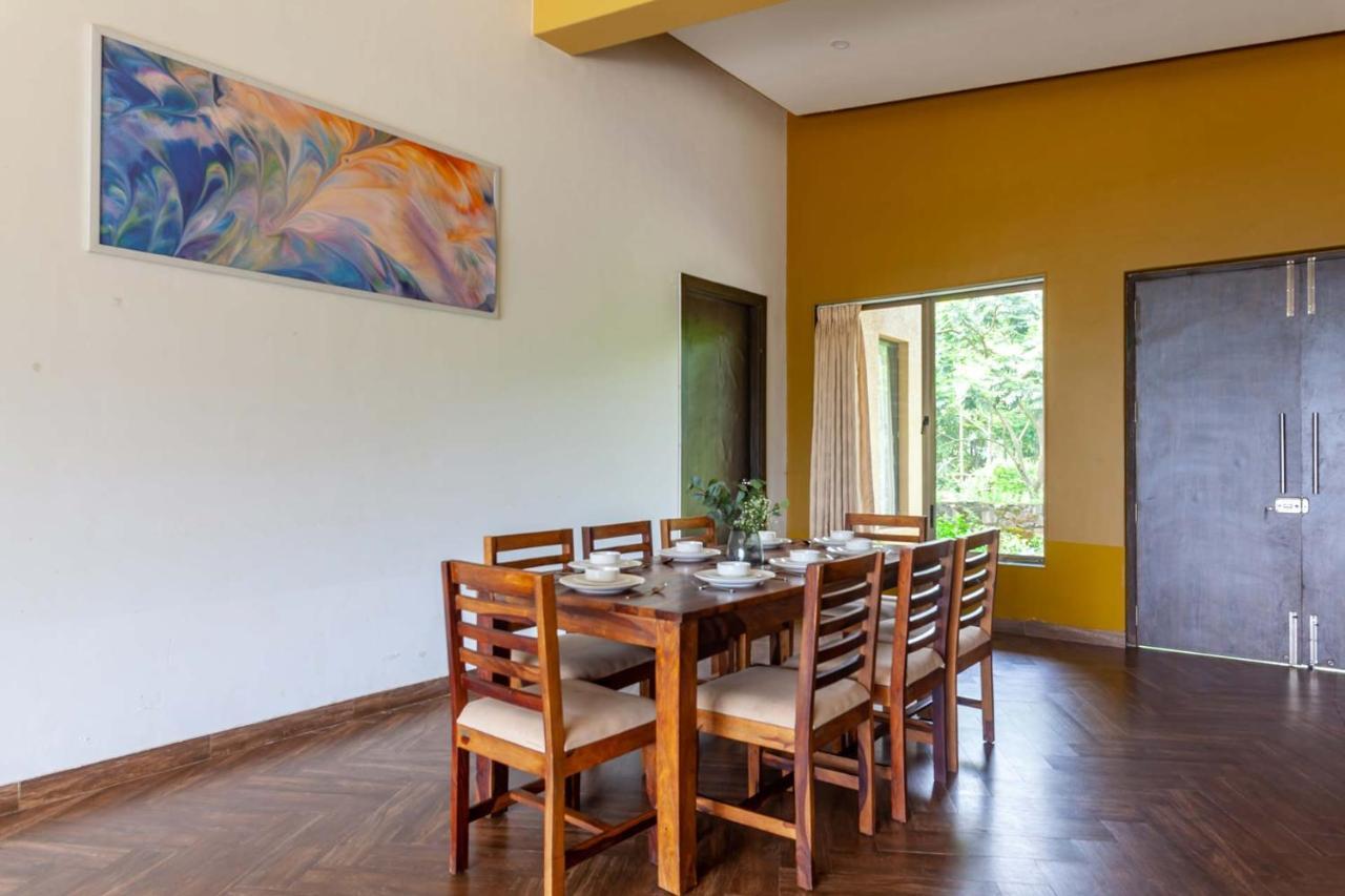 Stayvista'S Shivom Villa 2 - A Serene Escape With Views Of The Valley And Lake 로나발라 외부 사진