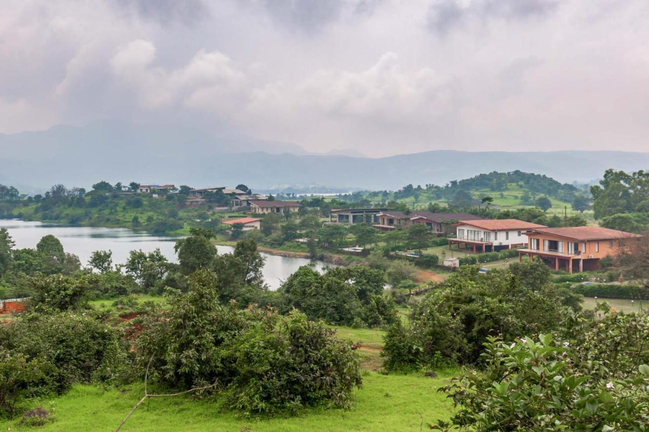 Stayvista'S Shivom Villa 2 - A Serene Escape With Views Of The Valley And Lake 로나발라 외부 사진